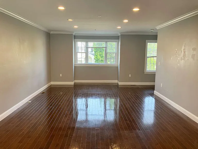 106 Intervale St #B — Photo 8