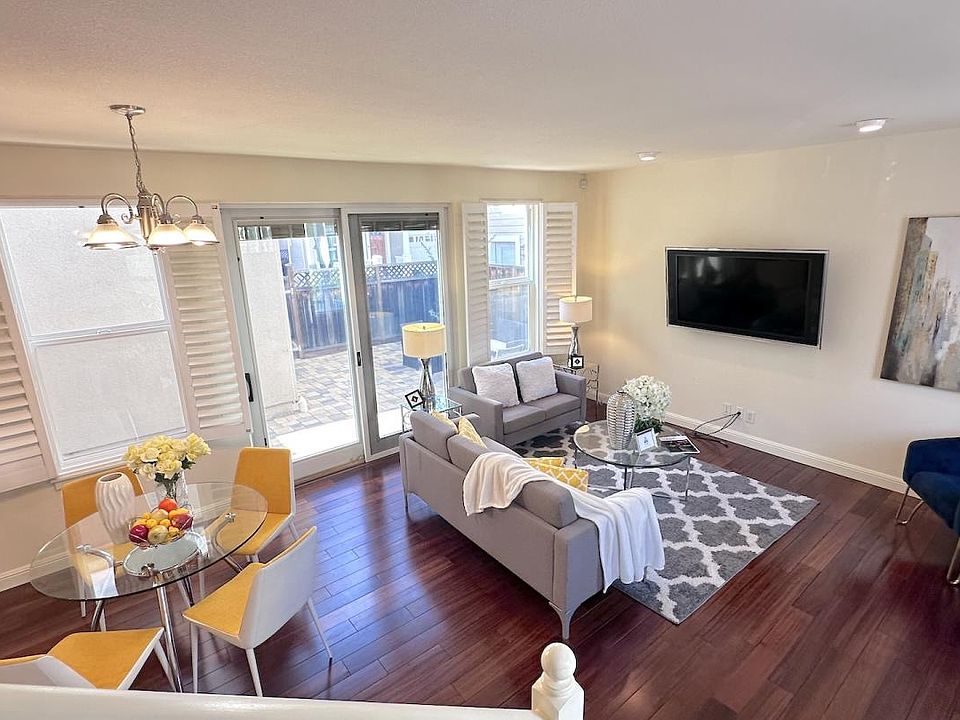 1st image of 135 Creekside Village Dr