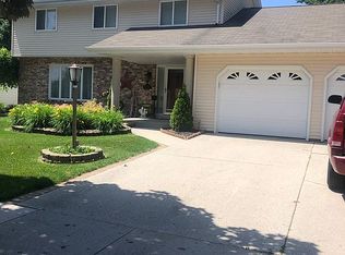 1632 Miriam Rd, Manitowoc, WI 54220