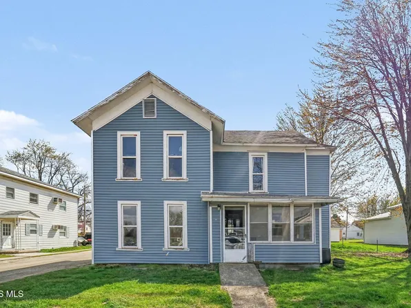 114 N Main St, Bradner, OH 43406