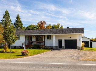 3267 Gendron Rd, Clarence Rockland, ON K0A 2A0