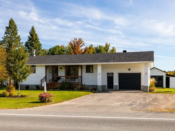3267 Gendron Rd, Clarence Rockland, ON K0A 2A0