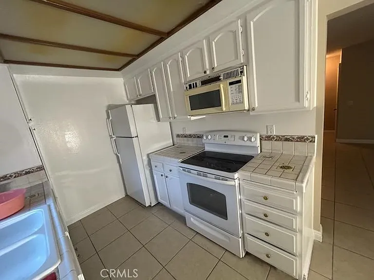 1806 N Fairview St #1806Q — Photo 6