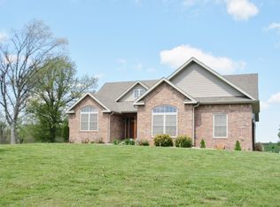 7443 N Farm Road 69, Walnut Grove, MO 65770