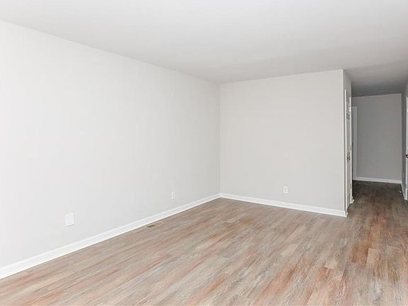 5th image of 917 Green St #0