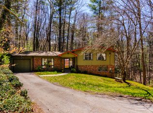 21 Howard Pl, Weaverville, NC 28787