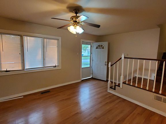 2nd image of 21631 Olivia Ave