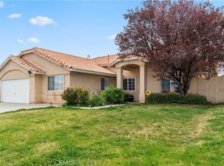 38906 Edgemont Dr, Palmdale, CA 93551