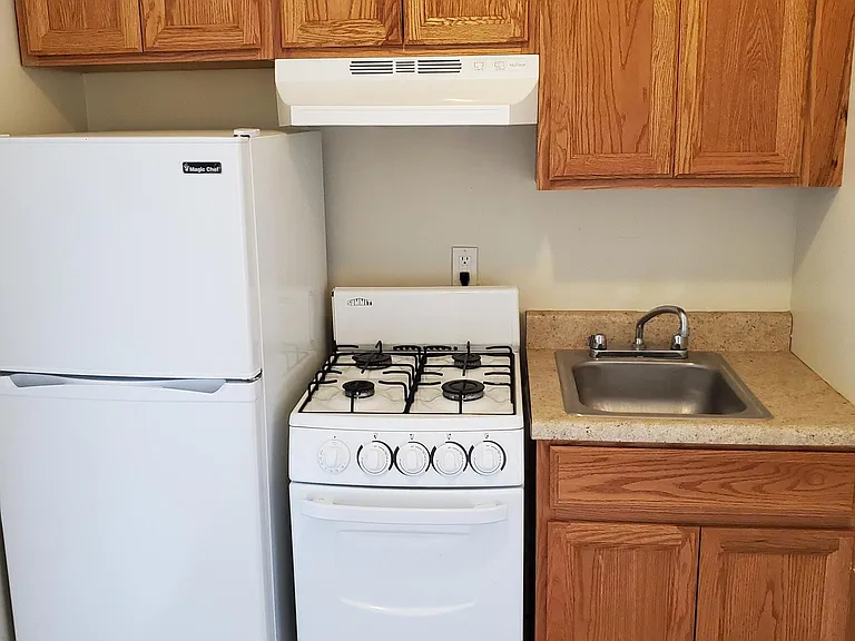 840 Spring Ave — Photo 20