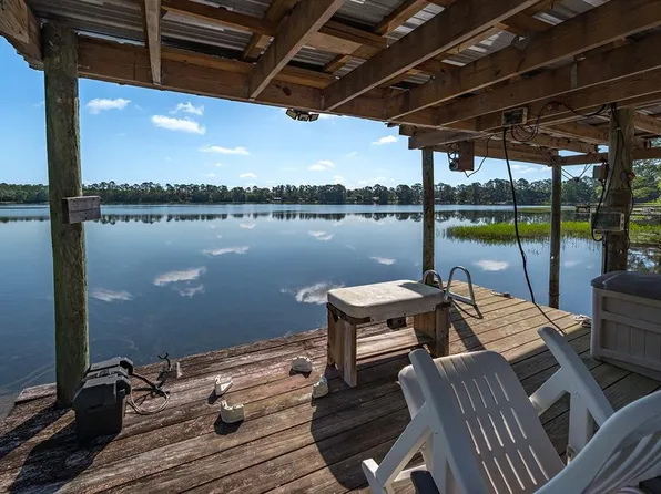 588 S County Road 21, Hawthorne, FL 32640
