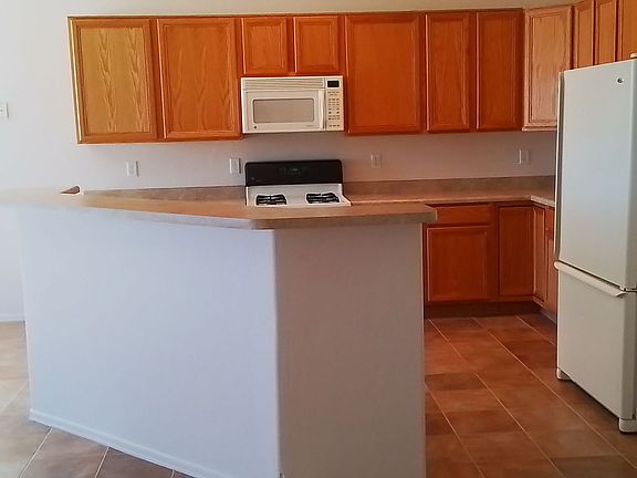 4th image of 2272 N Avenida Mena