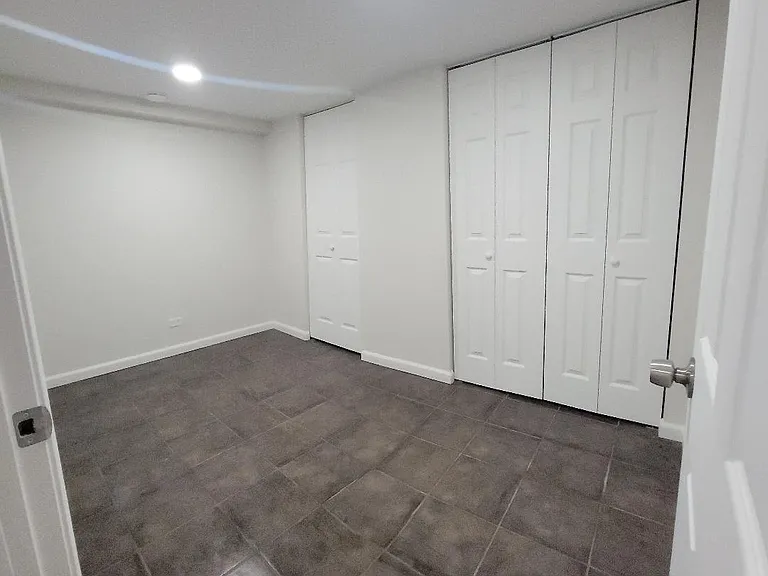 2837 N Long Ave #BASEMENT — Photo 2