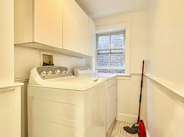 152 Highland St #1B, Roxbury, MA 02119