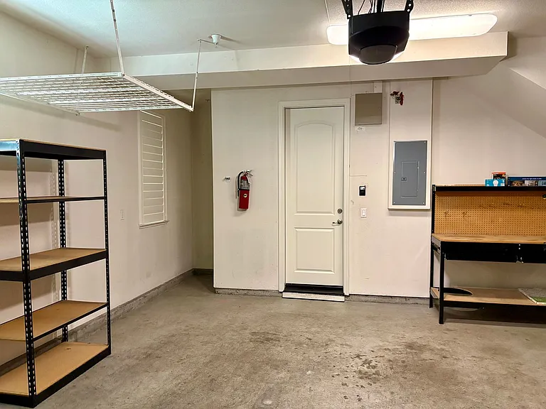 1658 N Pole Pl #1 — Photo 12