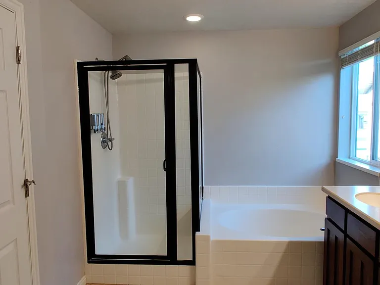 1077 N Kettering Dr — Photo 18