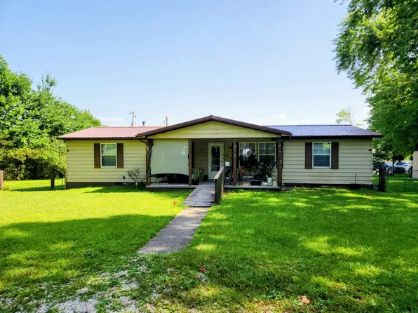 79 White Ave, Stanton, KY 40380