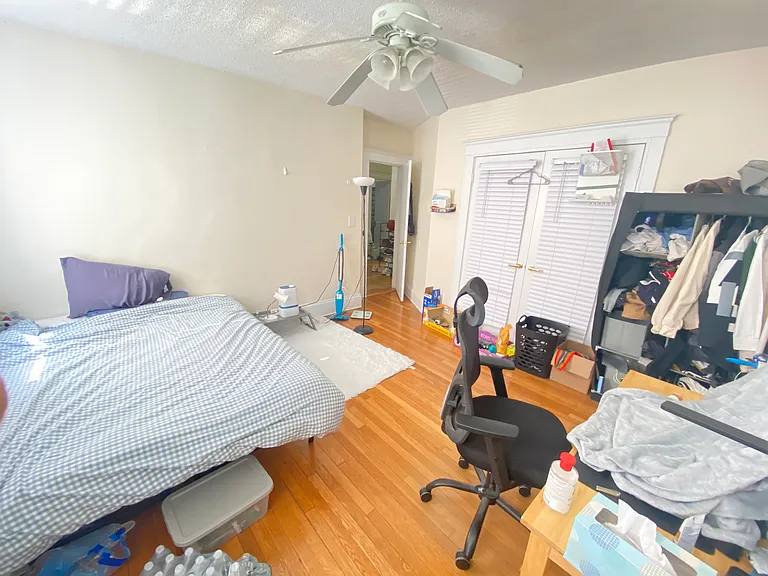 8 Barrows St — Photo 4