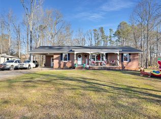 403 Pine Forest Dr, Belton, SC 29627