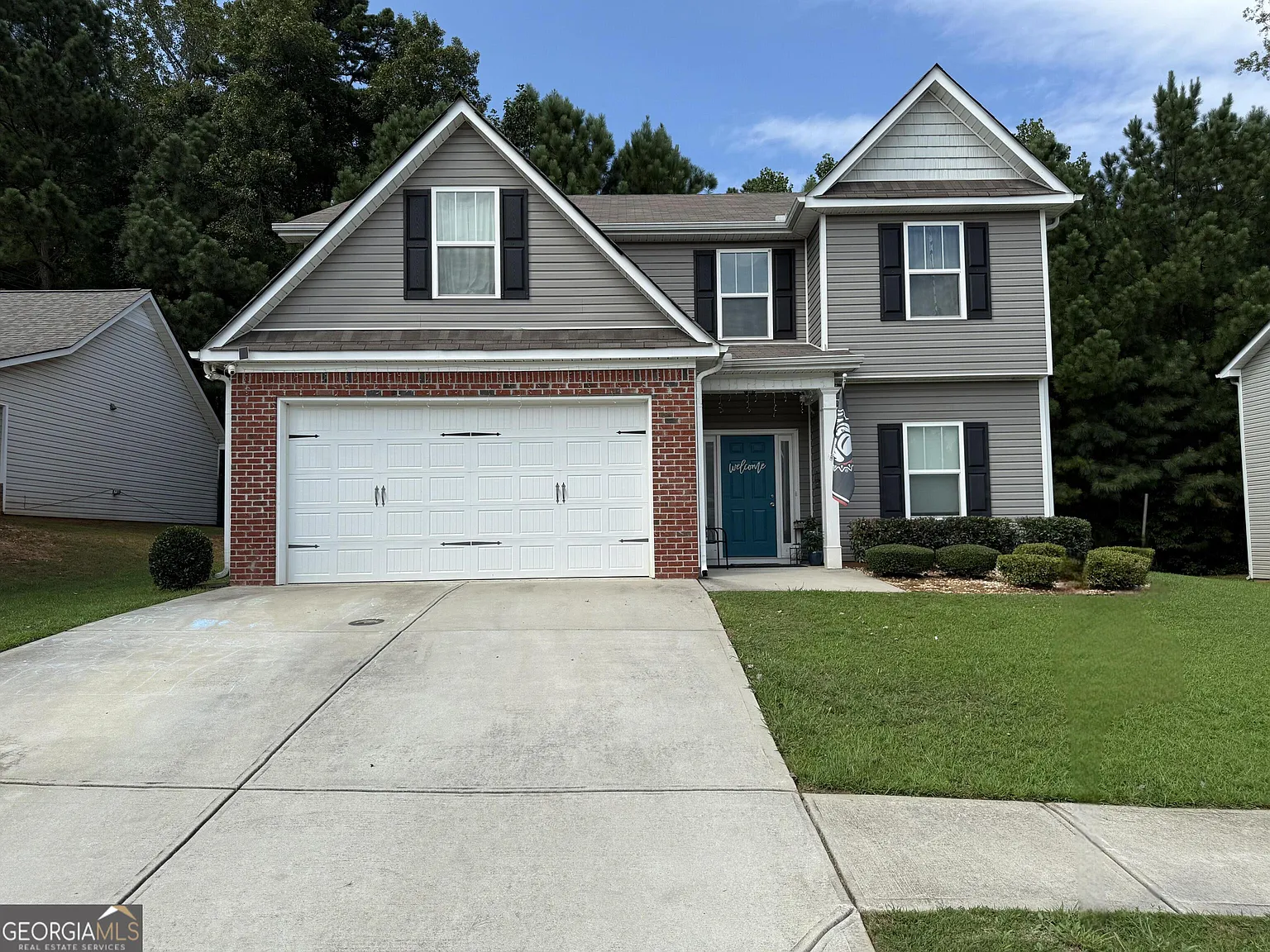 225 Fieldcrest Dr photo 1