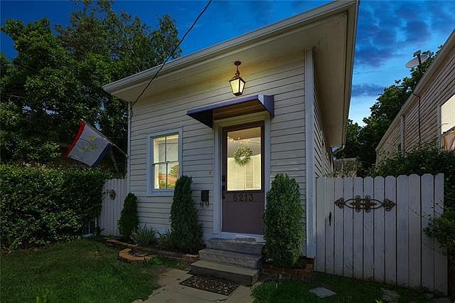 1st image of 5213 Tchoupitoulas St