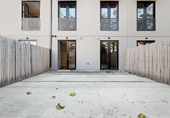 3rd image of 291 Fenimore St #1B