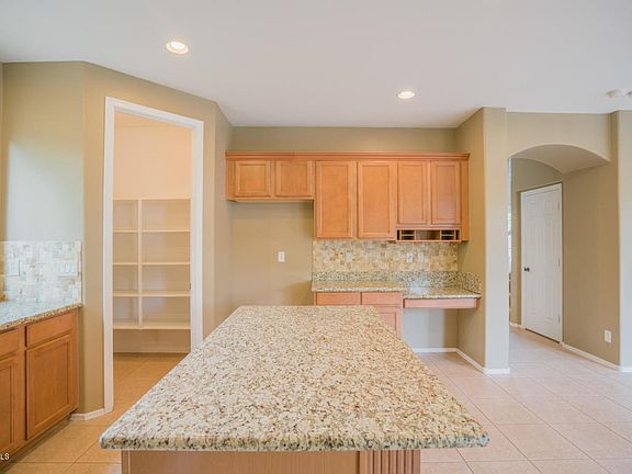 5th image of 21099 W Court St