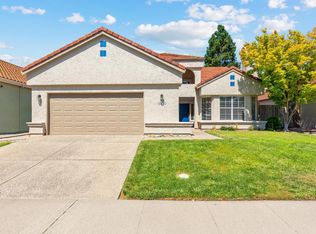 9060 Acorn Ridge Cir, Elk Grove, CA 95758