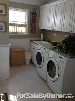 5th image of 207 Center Ln