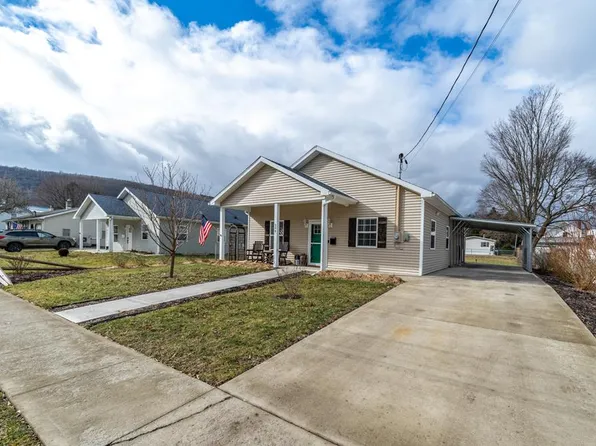 204 Willow St, Athens, PA 18810