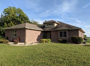 11990 Ross Rd, Rochester, IL 62563