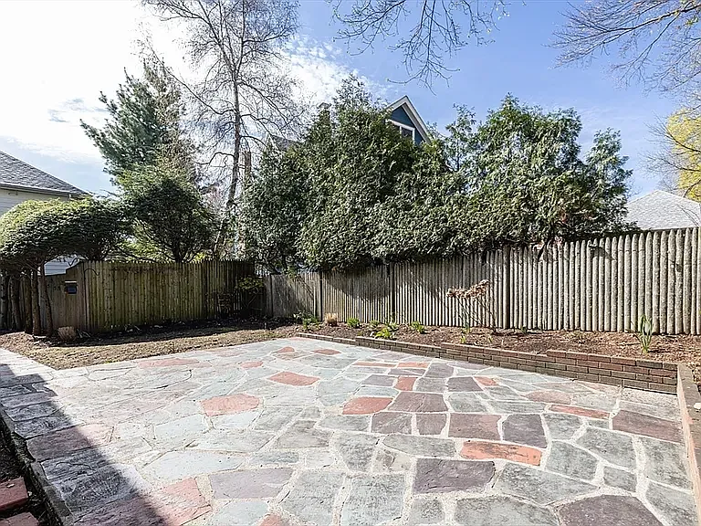 100 Wildwood Ave #1 — Photo 19