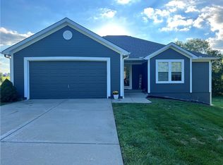 739 Hurley St, Peculiar, MO 64078