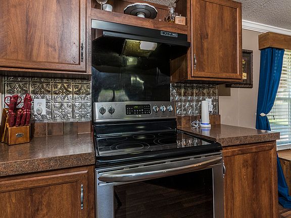 5th image of 173 Chardonnay Dr