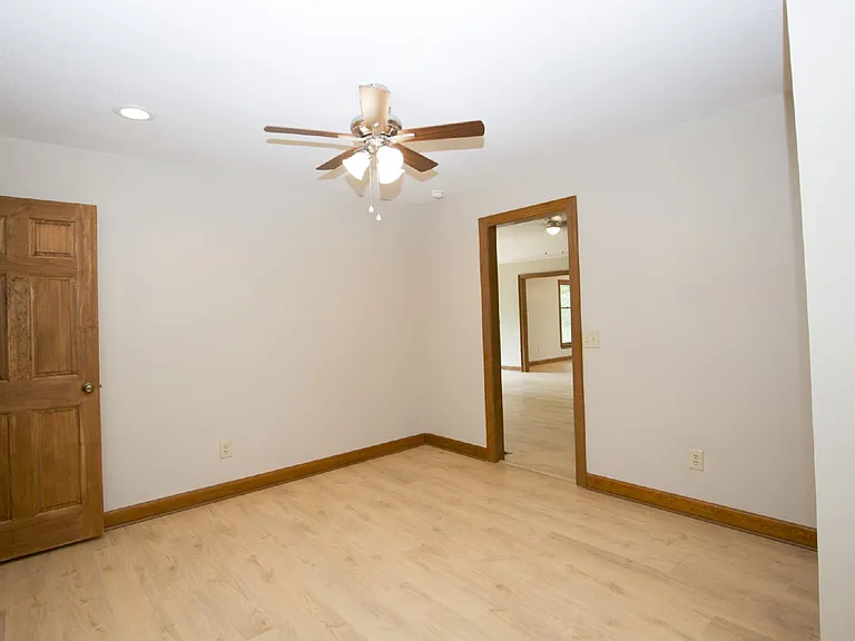 962 Water Oak Pl — Photo 38