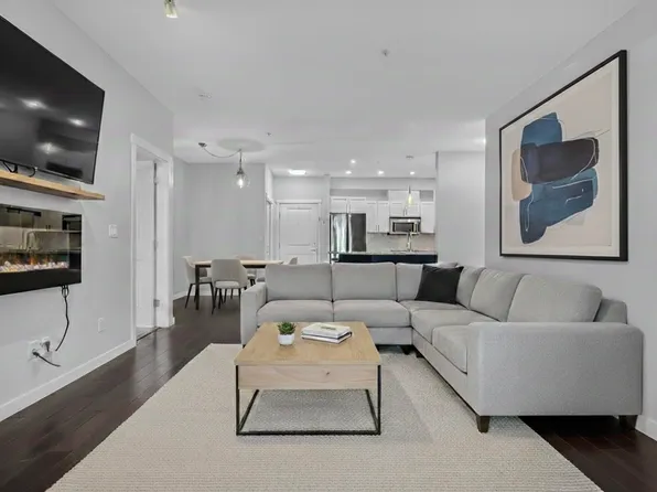 2336 Whyte Ave #114, Pt Coquitlam, BC V3C 0A7