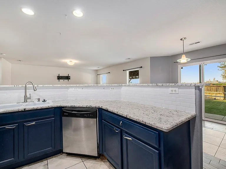 3950 Celtic Ln — Photo 10
