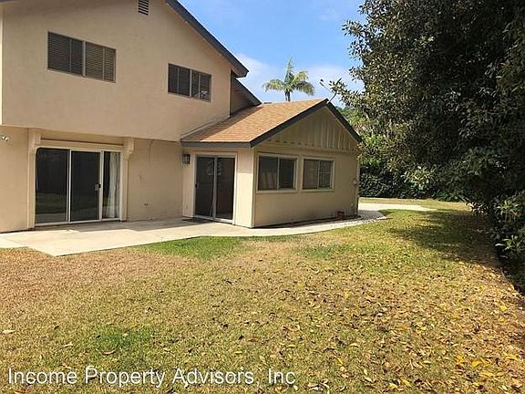 3rd image of 456 Dell Ct