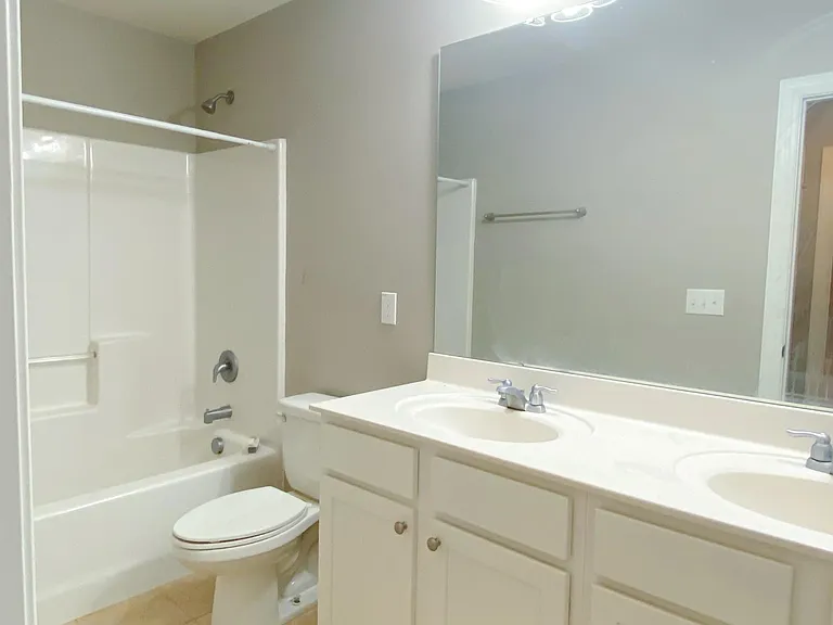 8012 Hergety Dr — Photo 21