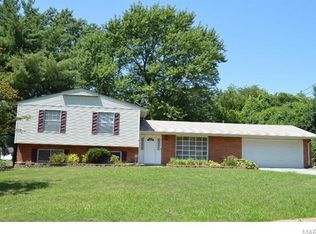 1310 Land O Lakes Dr, Saint Louis, MO