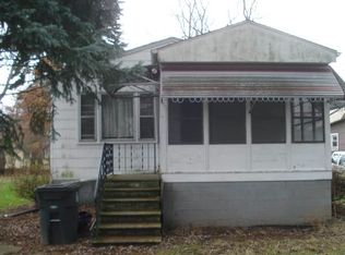 579 Ripley Ave, Akron, OH 44312