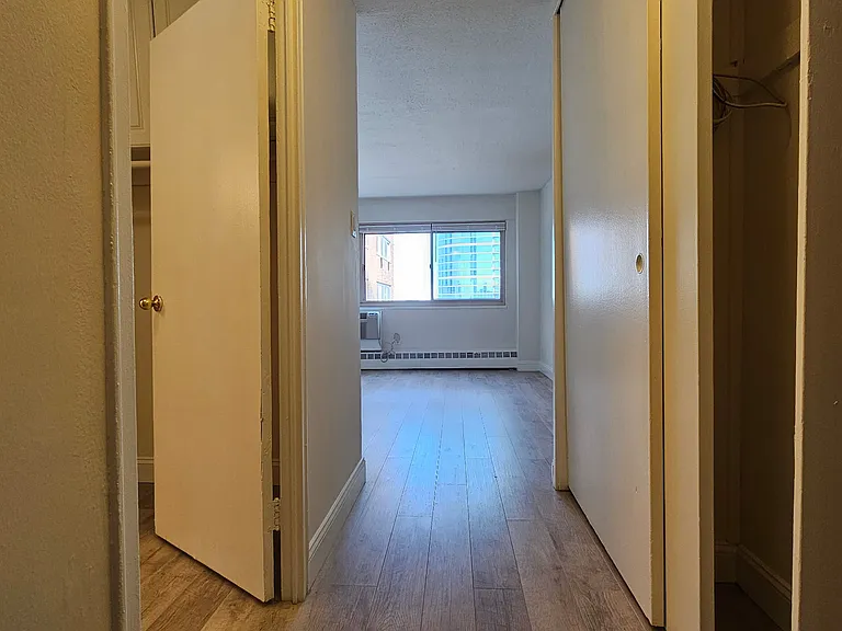 2101 Chestnut St #1522 — Photo 7