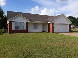 2302 Devin Dr, Clarksville, AR 72830