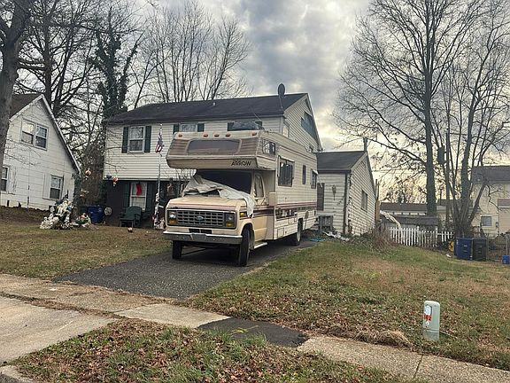 2nd image of 40 Parson Ln