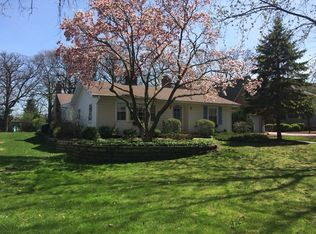 4717 Lee Ave, Downers Grove, IL 60515