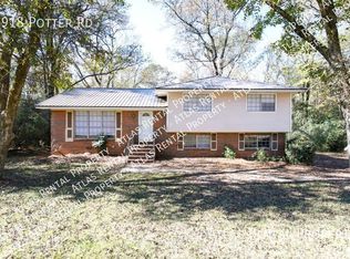 1918 Potter Rd, Bessemer, AL 35020