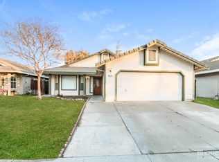 921 Shiloh Ct, Woodland, CA 95695