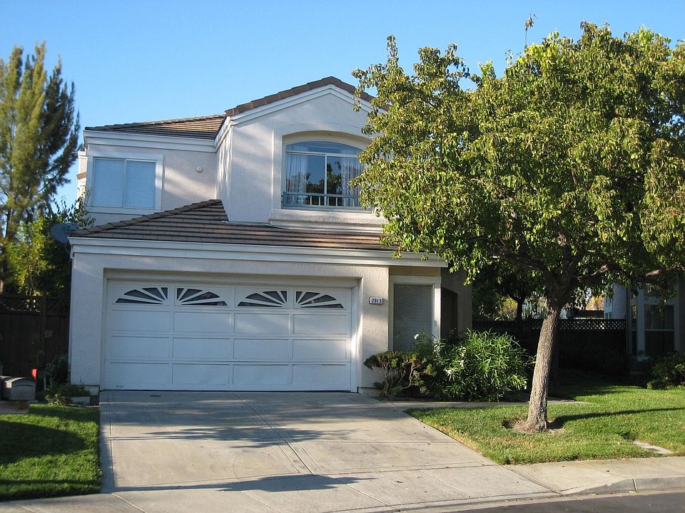 1st image of 2913 Sorrento Way