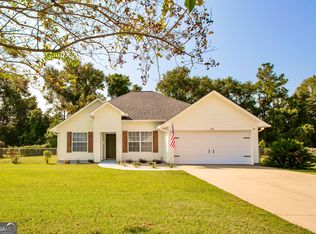 403 Lamplighter Ln, Waycross, GA 31503