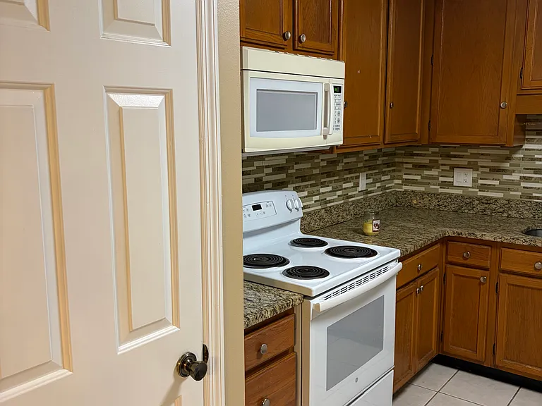 4314 Clubside Dr — Photo 15