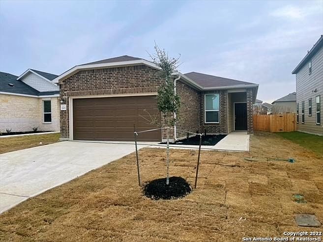 1st image of 265 Blacktail Dr